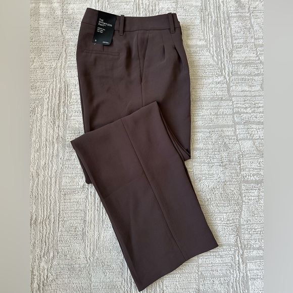 Aritzia Effortless Pants - Crepette - Picture 11 of 13